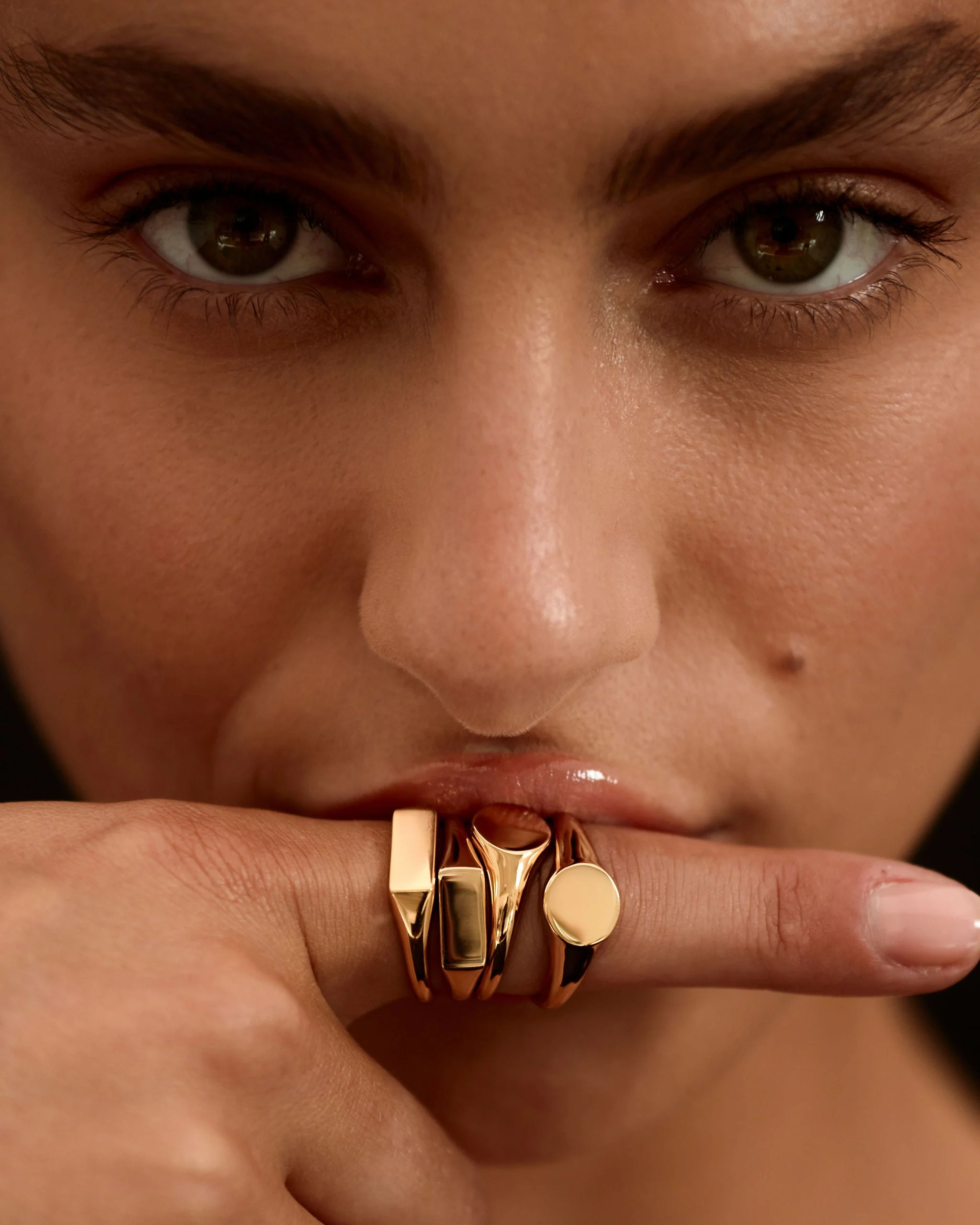 Engrave Bar Signet Ring - Image 9