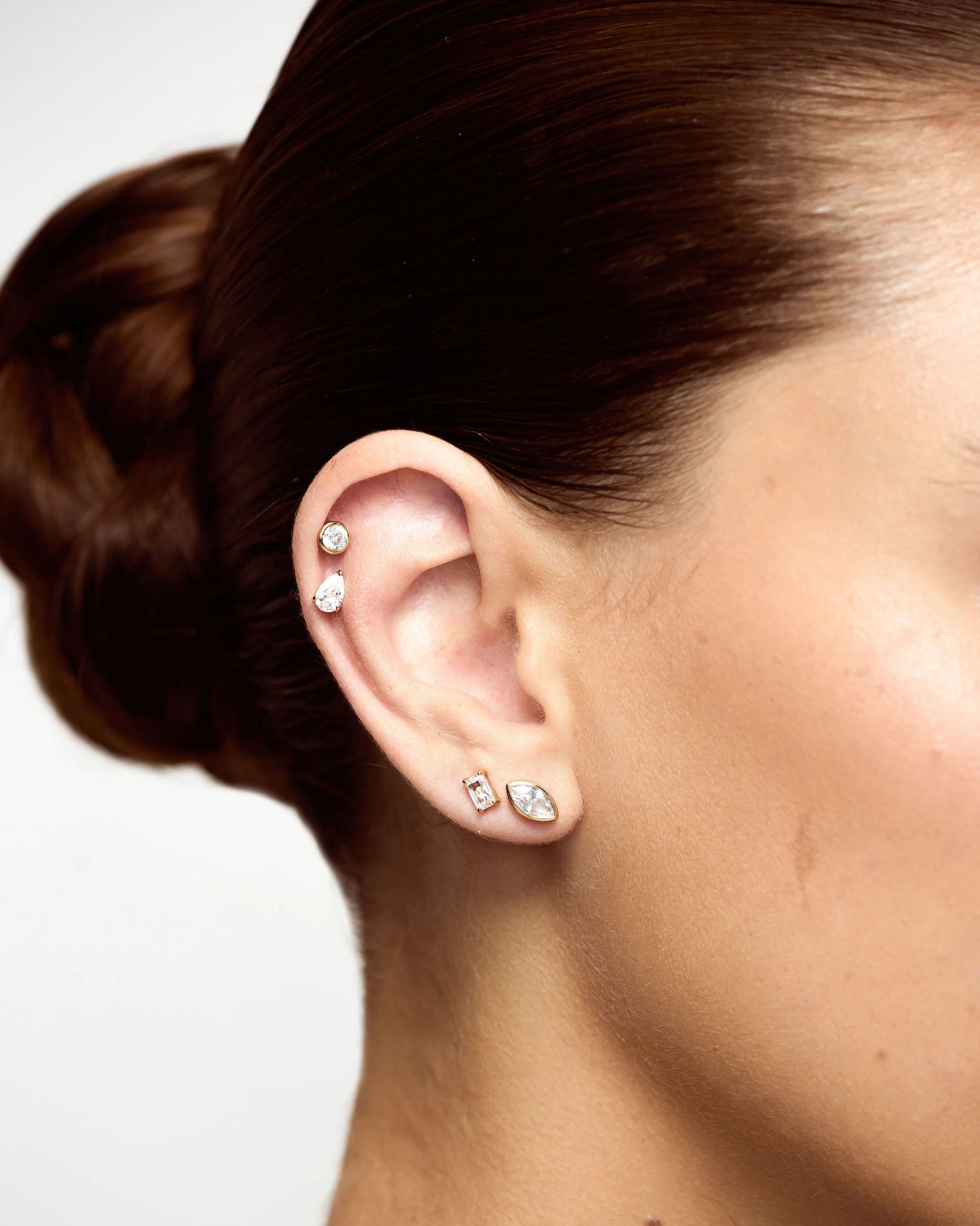 Emerald Claw Stud Earring - Image 7